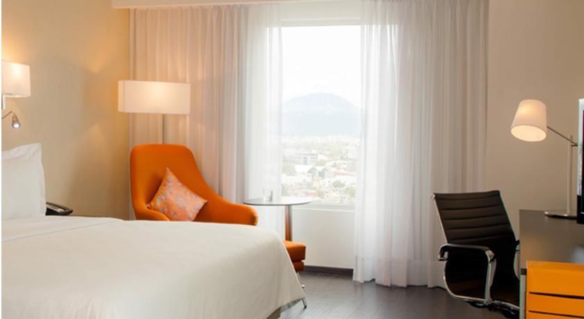 Fiesta Inn Puebla Las Animas Bagian luar foto