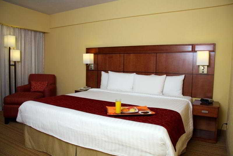 Fiesta Inn Puebla Las Animas Bagian luar foto