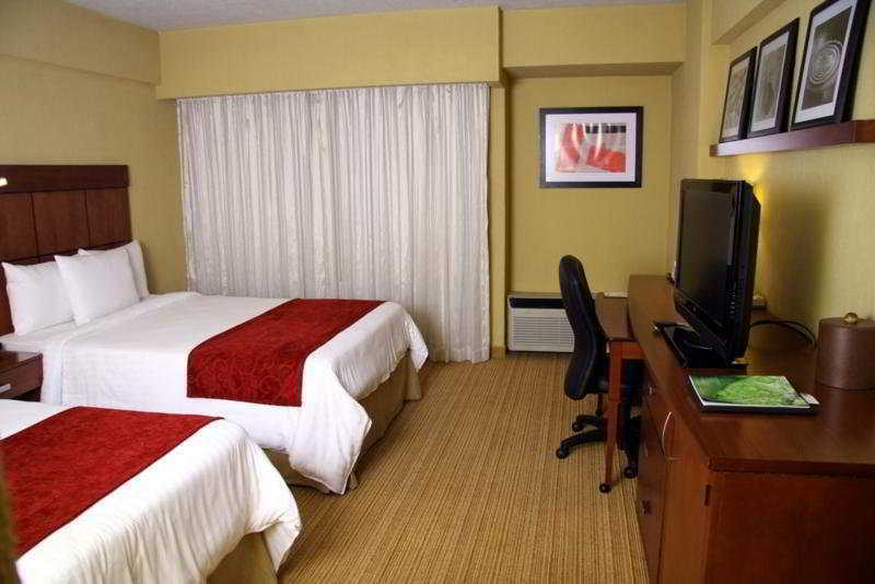 Fiesta Inn Puebla Las Animas Bagian luar foto